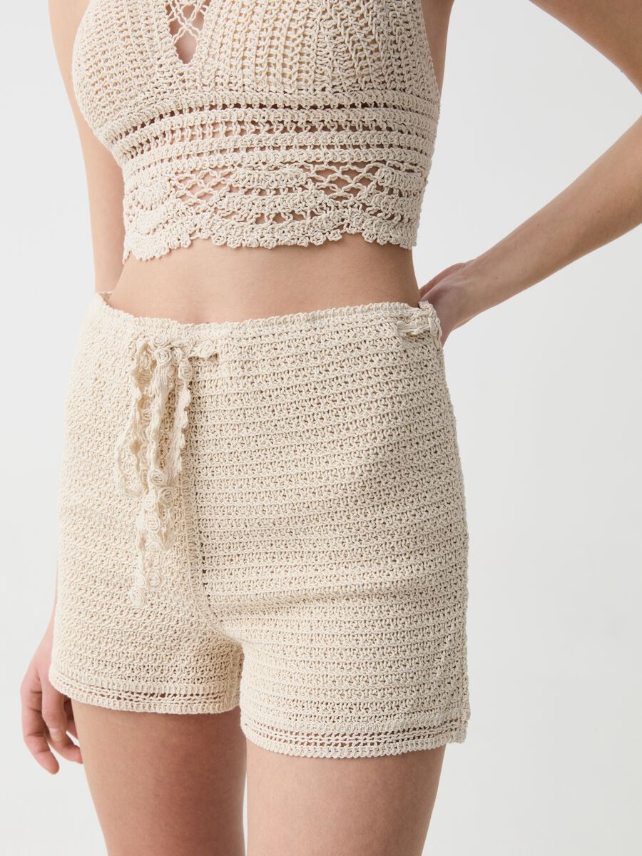 Shorts crochet con coulisse_2