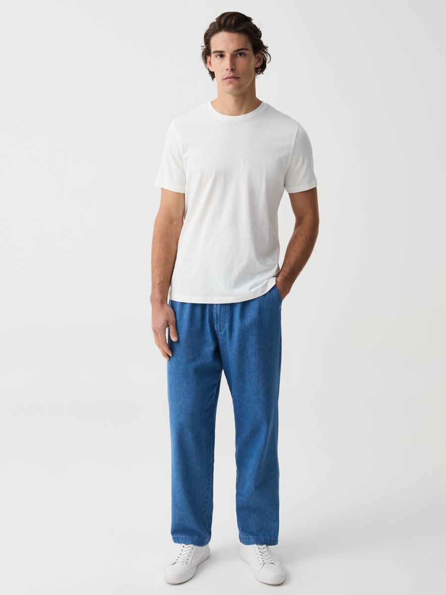 Relaxed-fit chino jogger trousers in denim_0