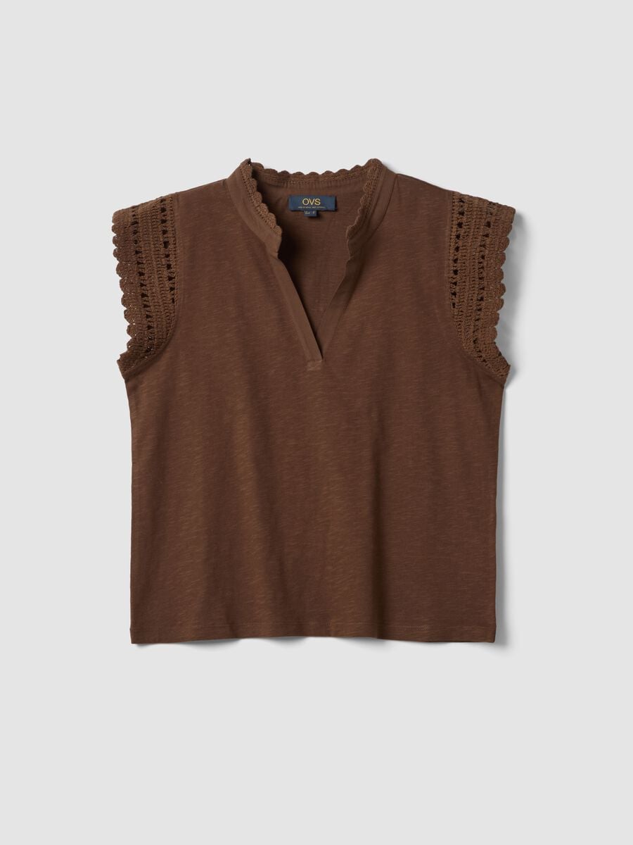 Brown pure cotton T-shirt with crochet details, regular fit_4