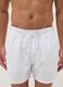 Wei&szlig;e Badeshorts mit Kordelzug_1
