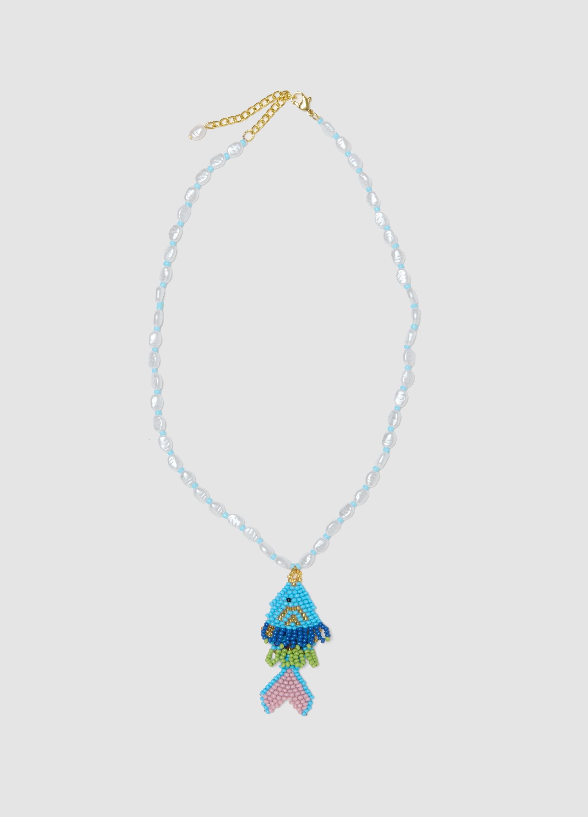 Adjustable multicolour necklace with beads and pendant