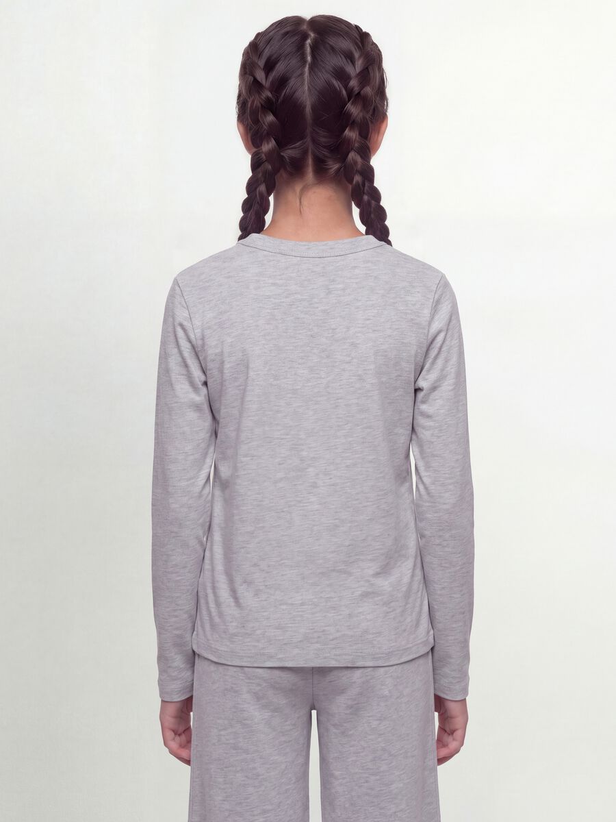 Graues T-Shirt aus Bio-Baumwolle und elastischer Viskose mit Rippkragen f&uuml;r M&auml;dchen_3
