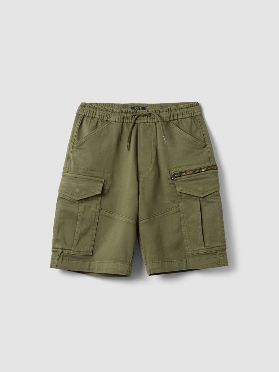 Green stretch cotton cargo shorts_3