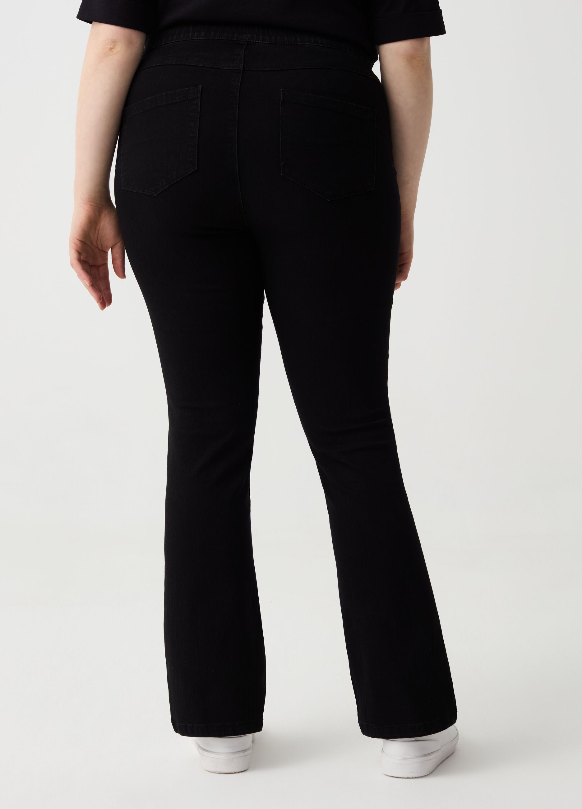 Curvy bootcut-fit stretch jeggings