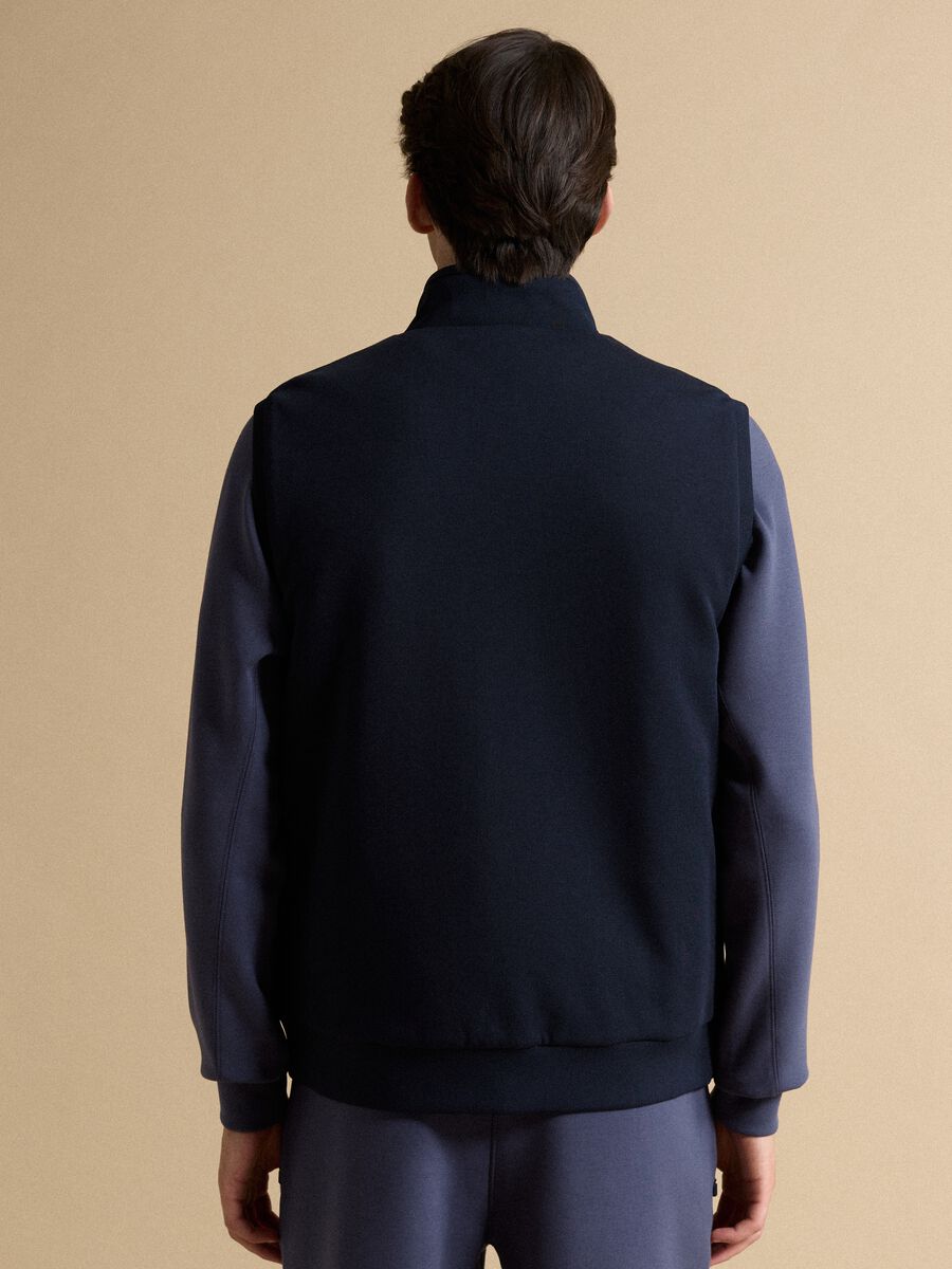 Gilet blu in cotone elasticizzato con colletto regular fit_3