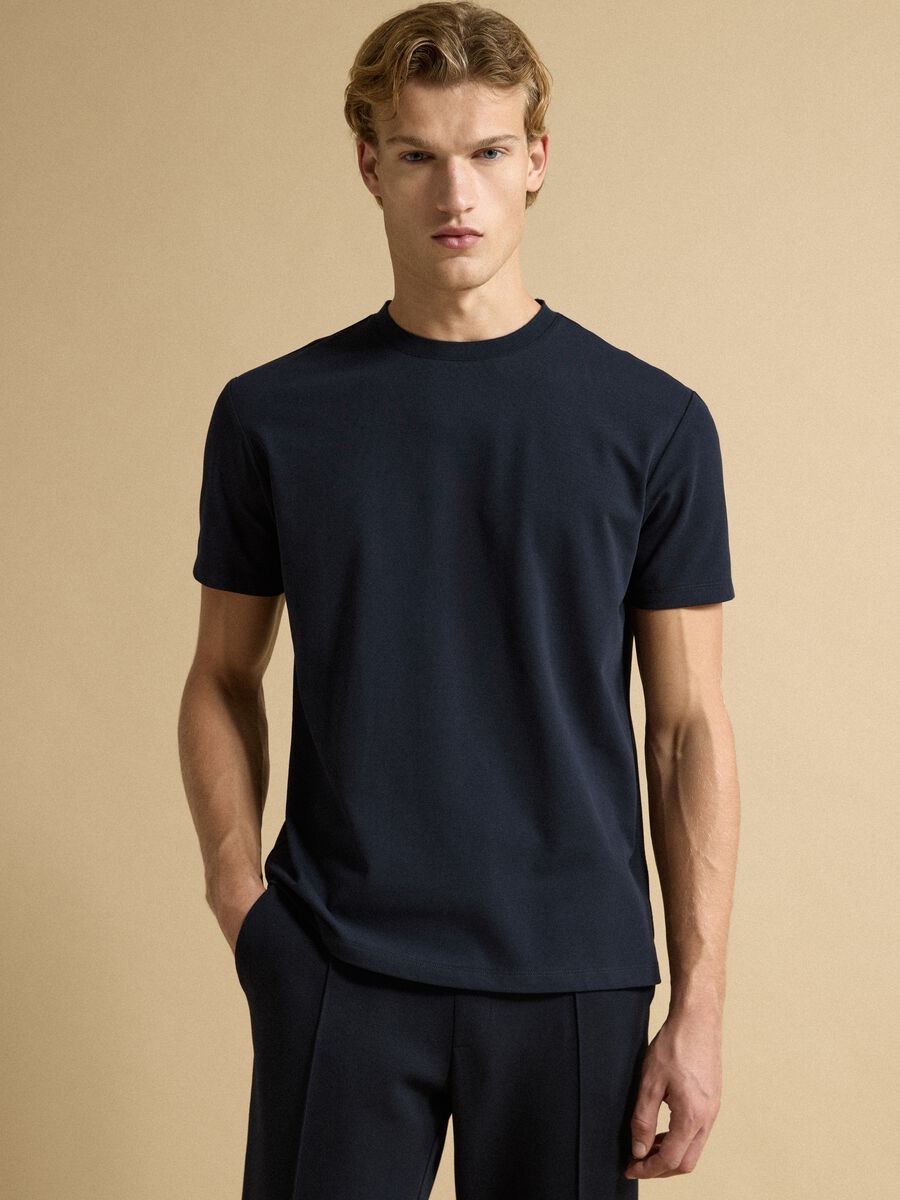 Blue regular-fit stretch piqu&eacute; cotton-blend T-shirt with Easy Dry_0