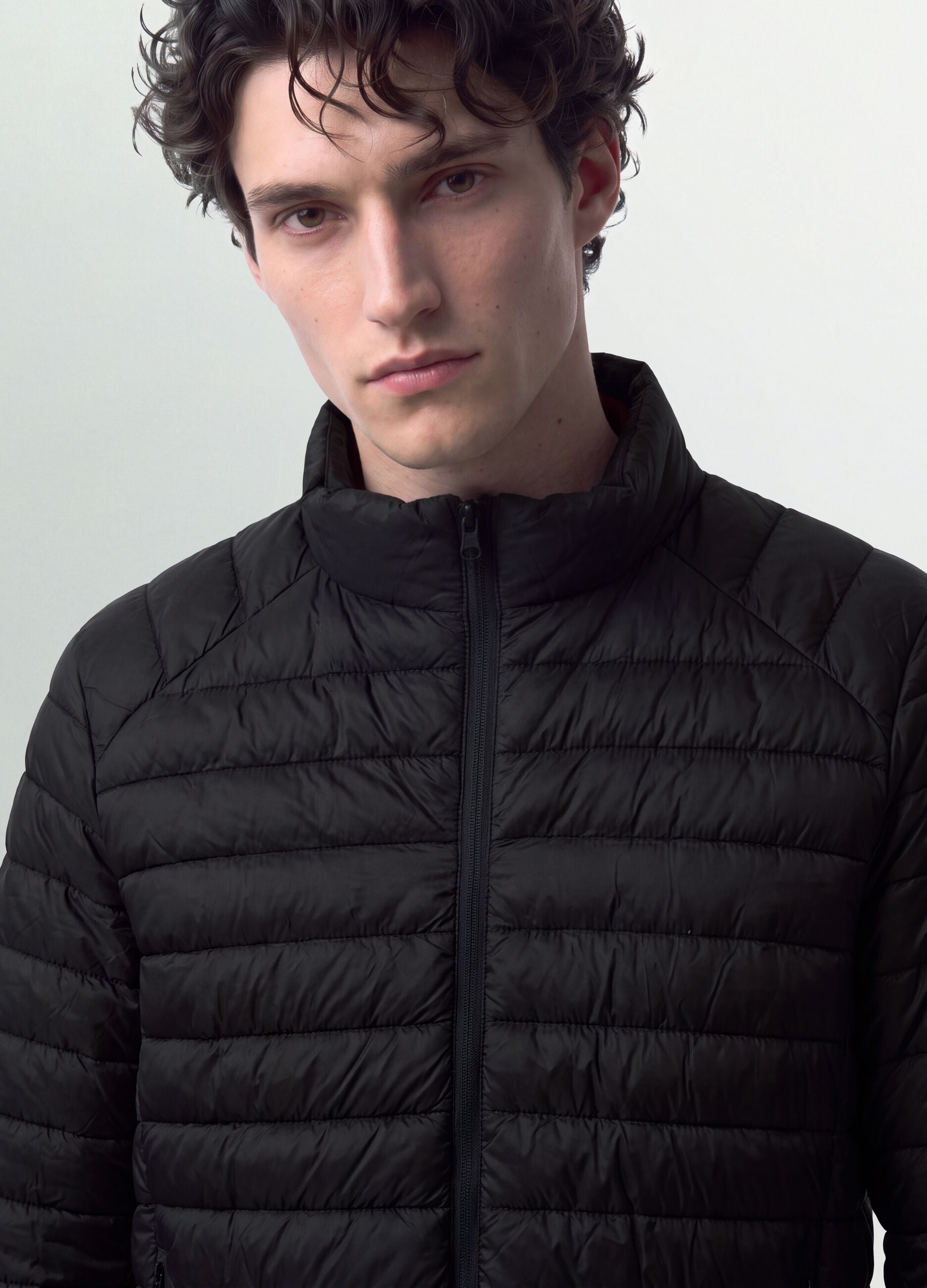Schwarze Ultralight Steppjacke, Regular Fit, mit Reissverschluss