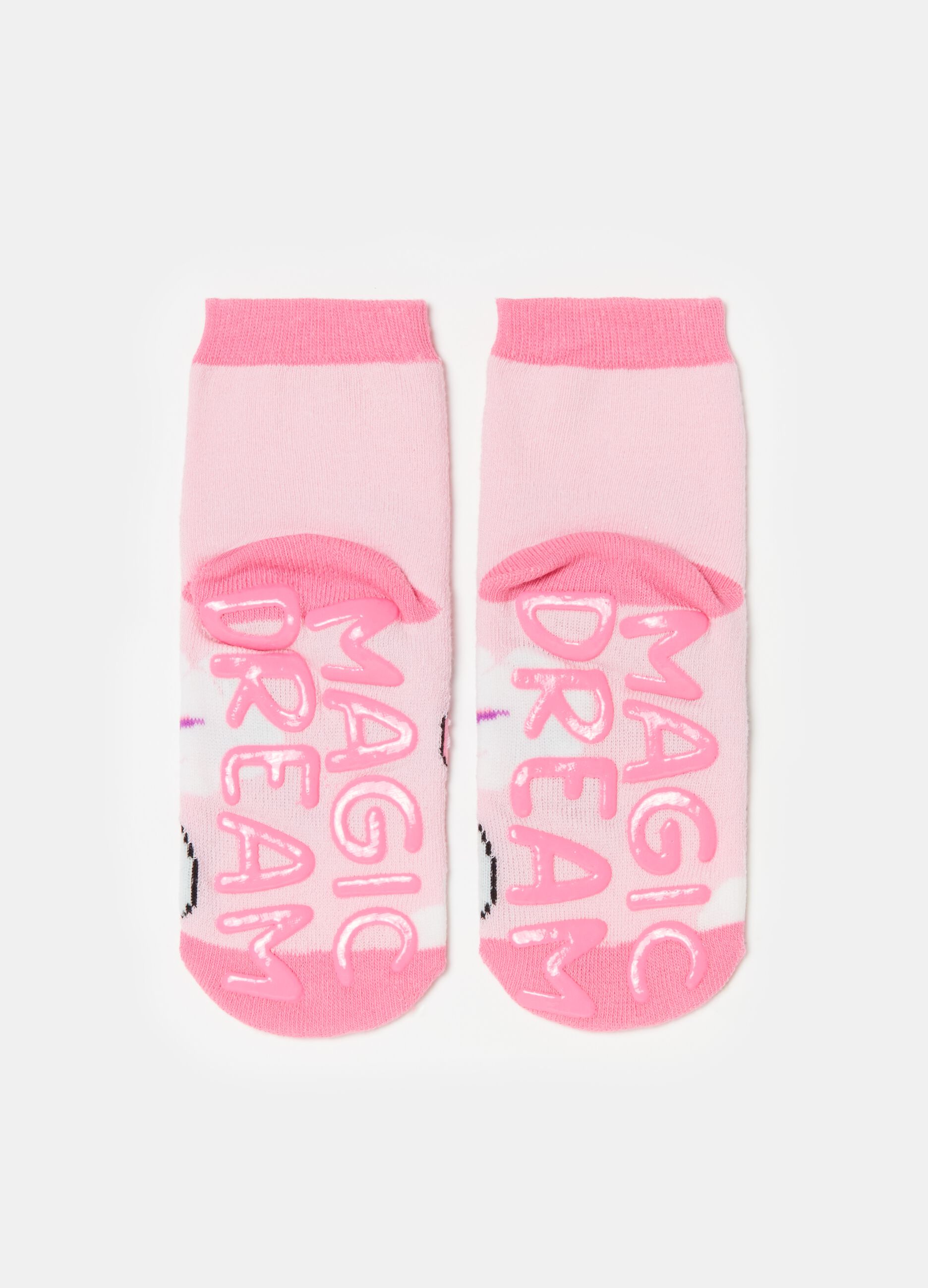 Slipper socks with kitten design