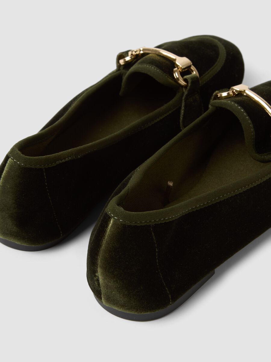 Green loafers with gold-tone bit_2