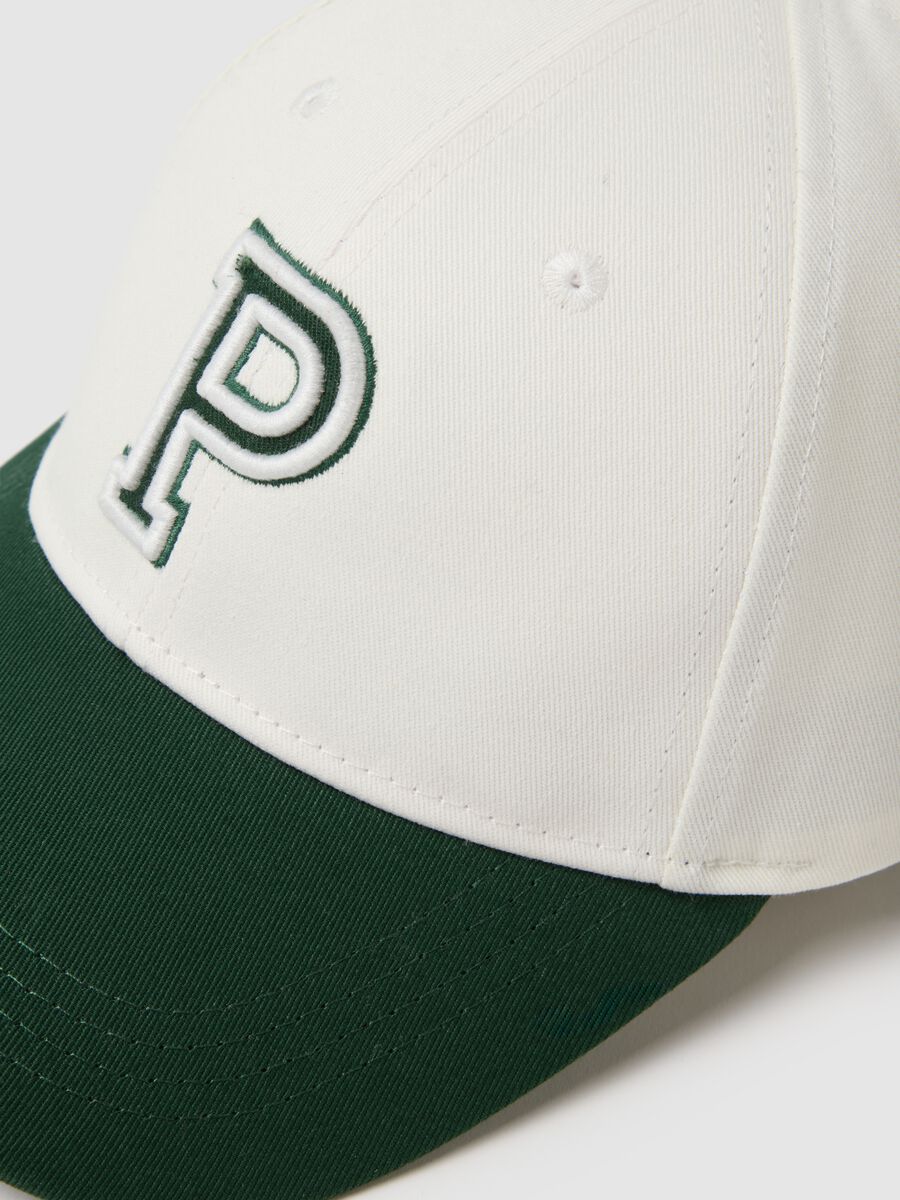 Mehrfarbige Baseballm&uuml;tze aus reiner Baumwolle mit gesticktem P_3
