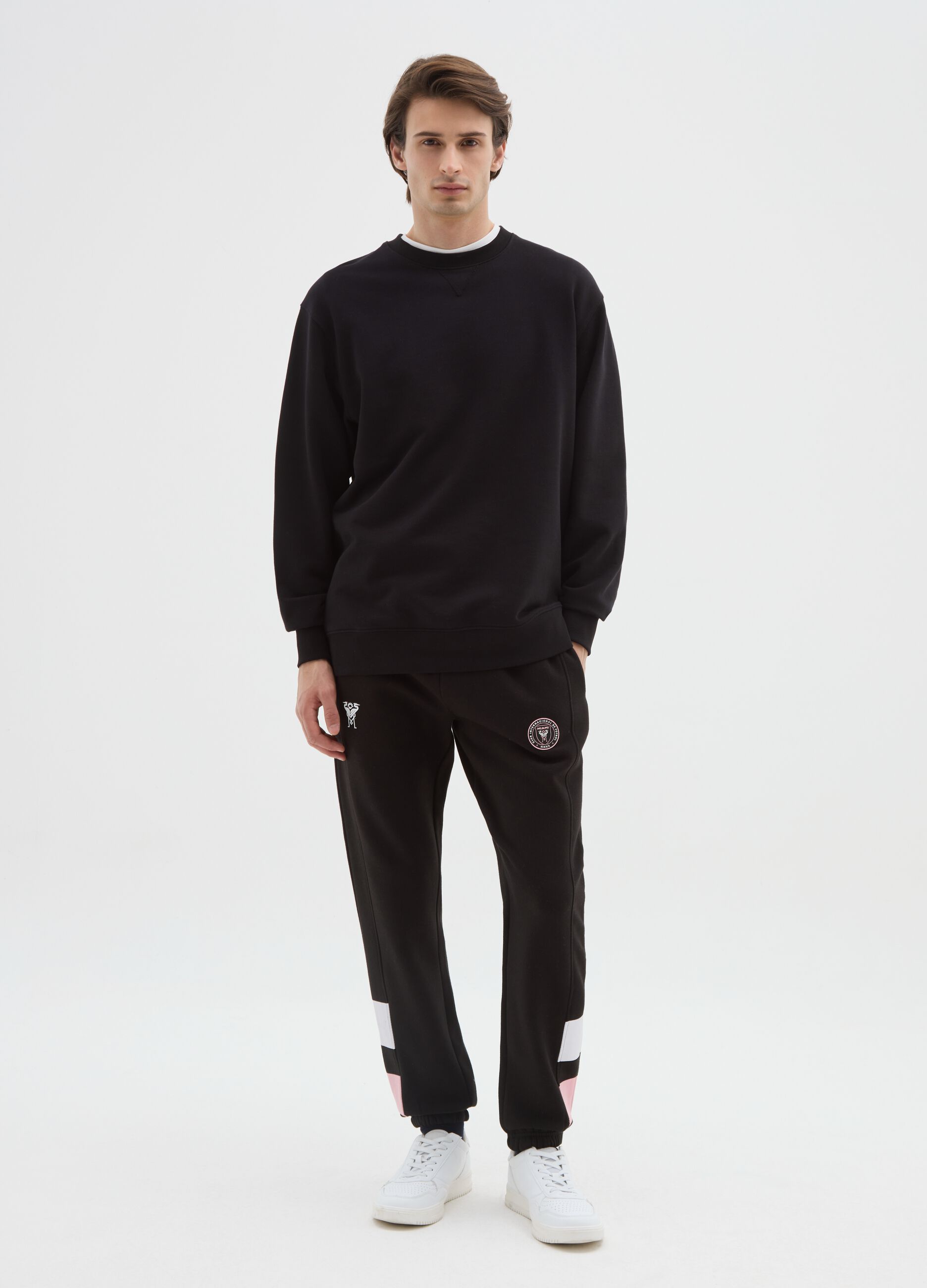 &Mu;&alpha;ύ&rho;&omicron; &pi;&alpha;&nu;&tau;&epsilon;&lambda;ό&nu;&iota; &alpha;&pi;ό &mu;&epsilon;ί&gamma;&mu;&alpha; &beta;&alpha;&mu;&beta;&alpha;&kappa;&iota;&omicron;ύ &sigma;&epsilon; &kappa;&alpha;&nu;&omicron;&nu;&iota;&kappa;ή &epsilon;&phi;&alpha;&rho;&mu;&omicron;&gamma;ή