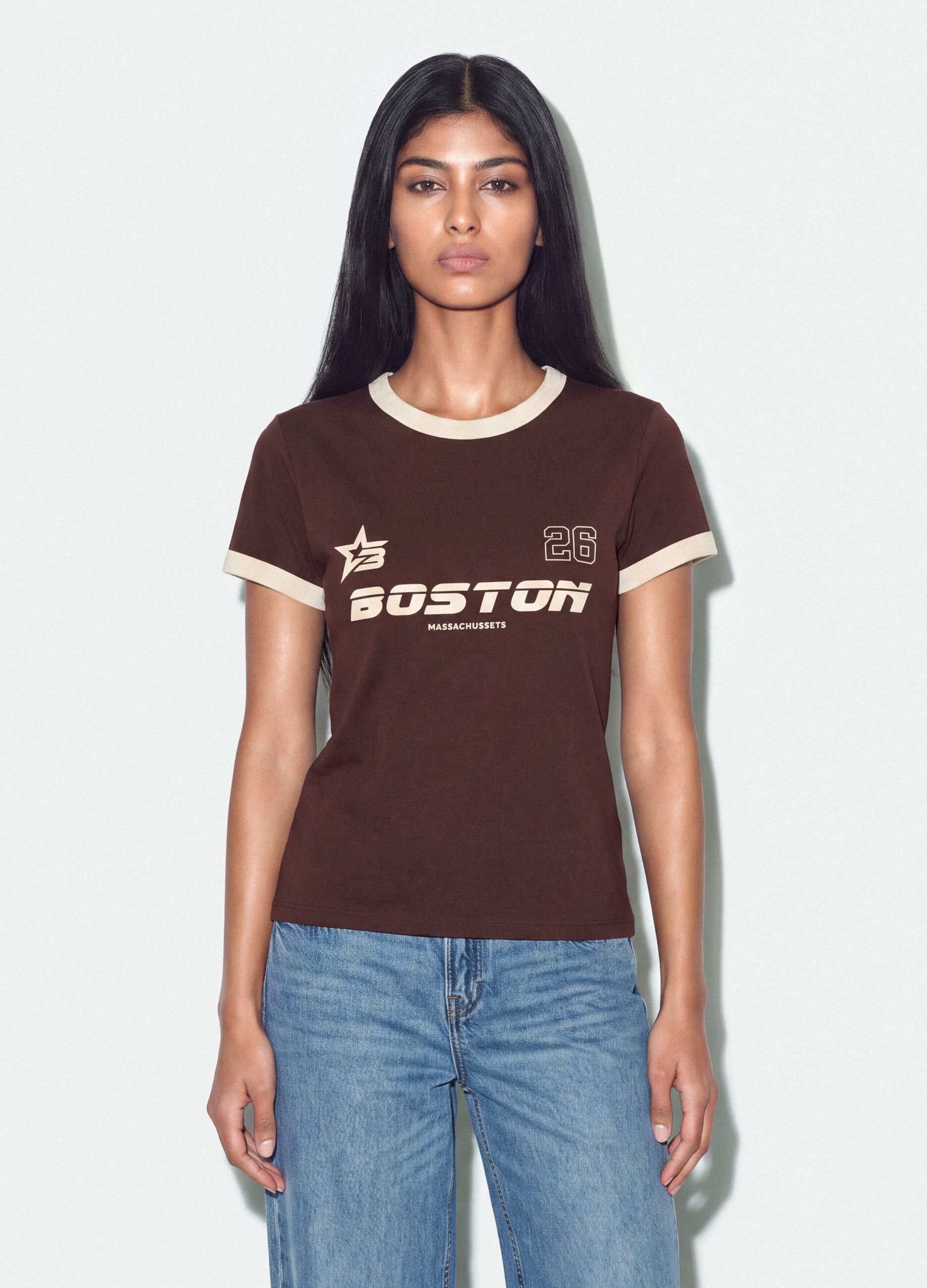 Brown cotton T-shirt with front graphic print and contrast trims