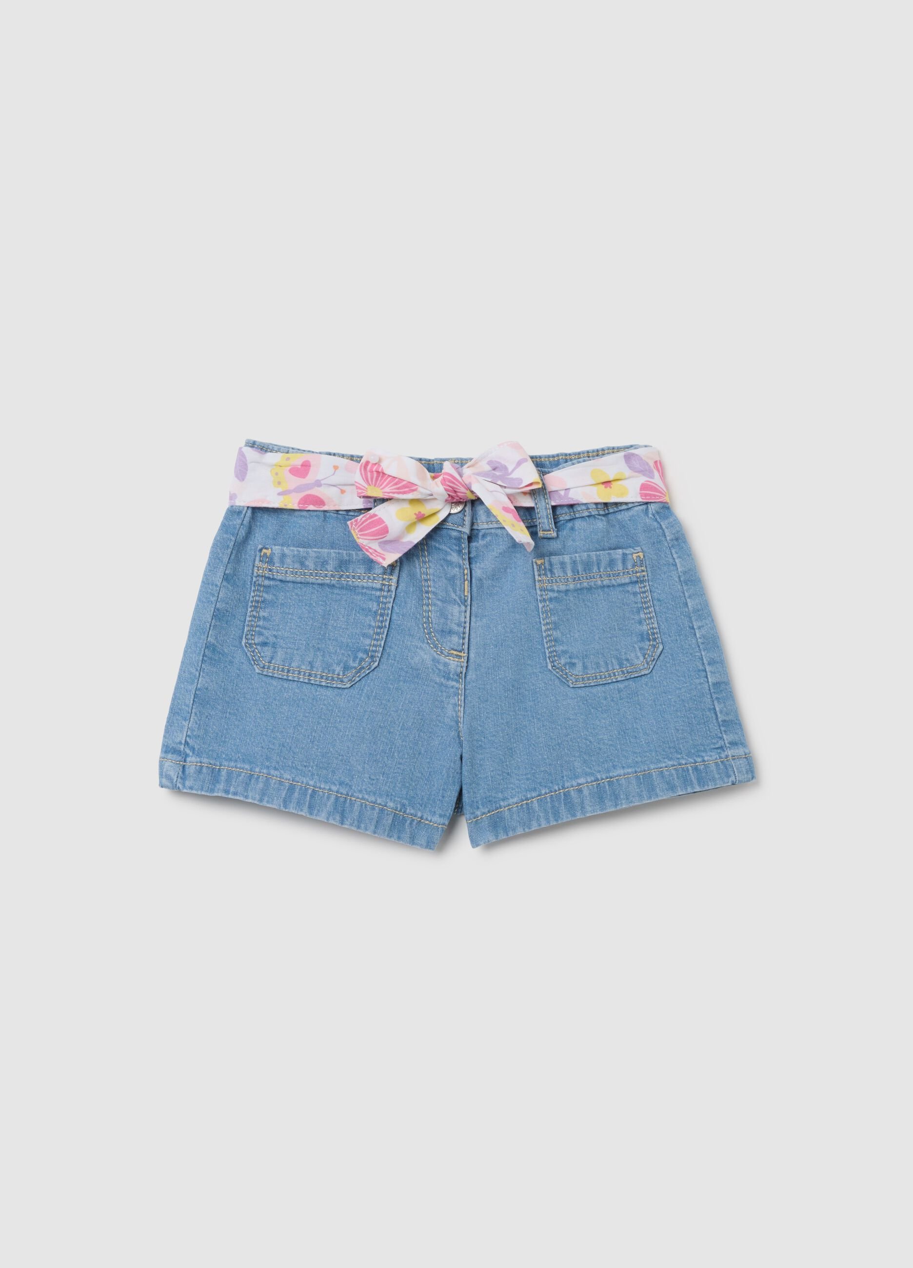 Girls&rsquo; blue shorts in 100% cotton with regular fit and adjustable belt