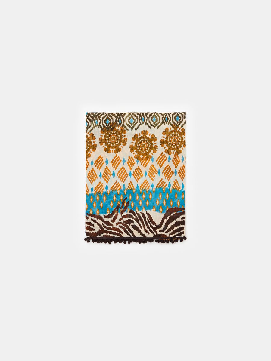 Sarong with tribal patchwork print_0