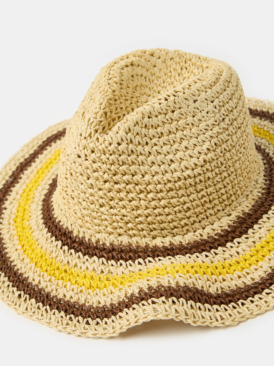Sombrero de paja con detalle de rayas_1