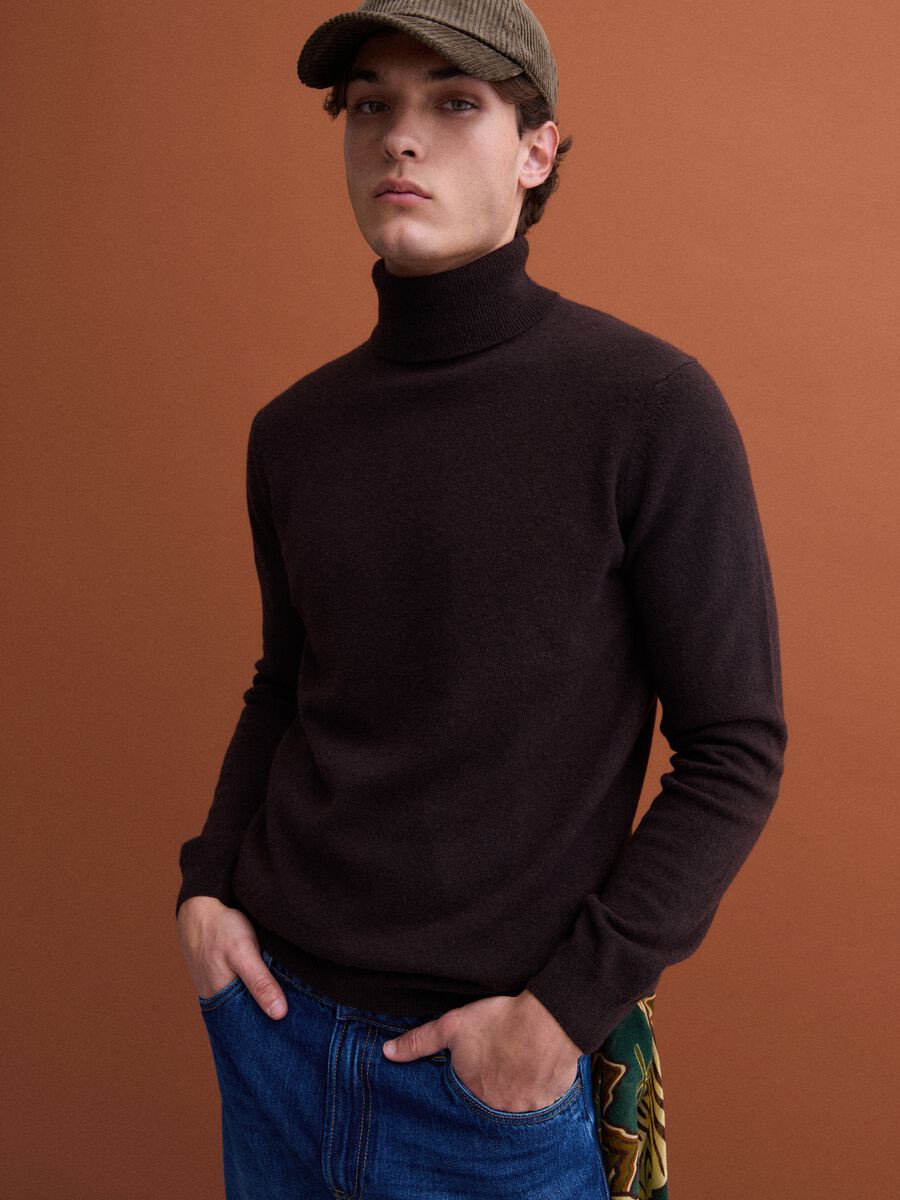 Brown pure lambswool roll-neck jumper_0