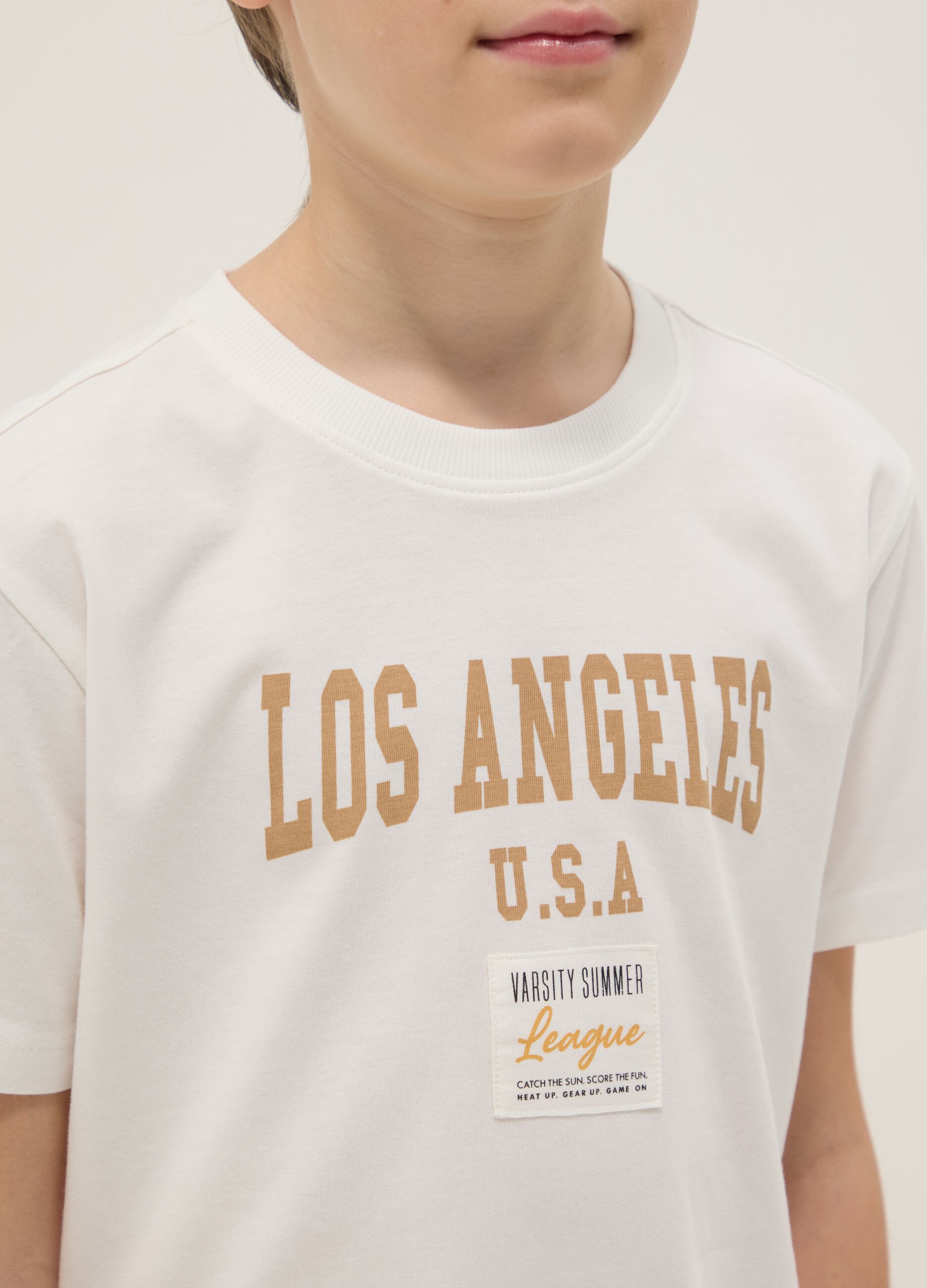 White pure cotton boy's t-shirt regular fit with print