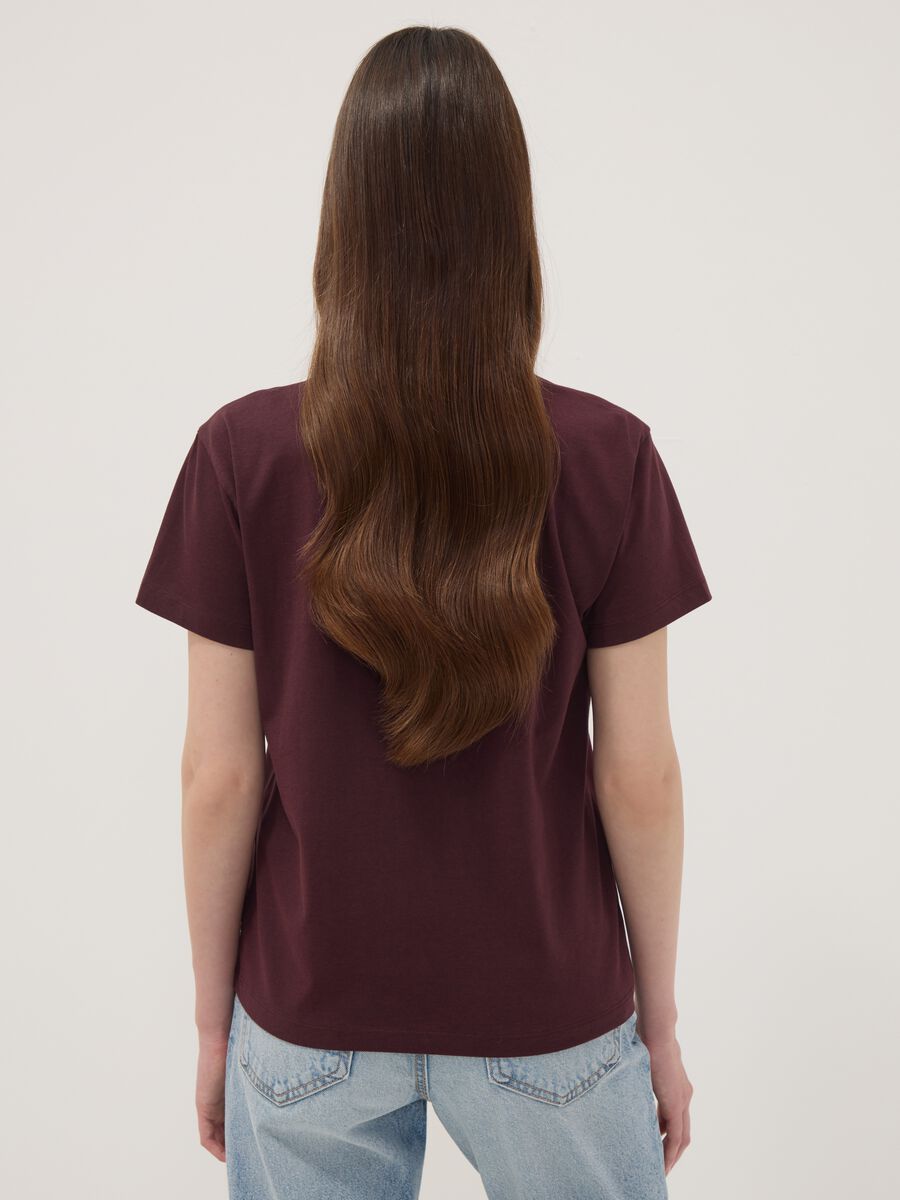 &Kappa;ό&kappa;&kappa;&iota;&nu;&omicron; T-shirt &alpha;&pi;ό 100% &beta;&alpha;&mu;&beta;ά&kappa;&iota; &mu;&epsilon; &sigma;&tau;ά&mu;&pi;&alpha; &mu;&pi;&rho;&omicron;&sigma;&tau;ά, regular &epsilon;&phi;&alpha;&rho;&mu;&omicron;&gamma;ή_3