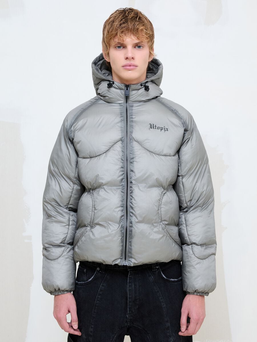 Nylon Ripstop Hooded Puffer Jacket in Grey_3