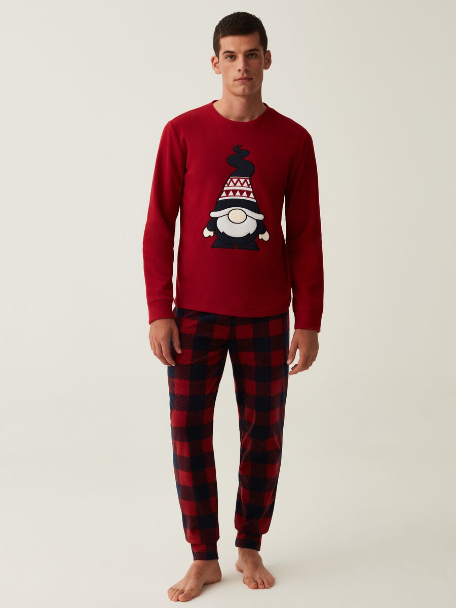 Fleece pyjamas with Christmas gnome embroidery_0