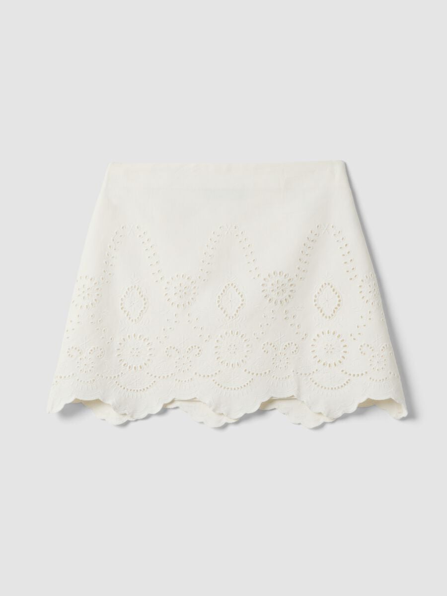 Minifalda blanca de algod&oacute;n org&aacute;nico con bordado ingl&eacute;s_5
