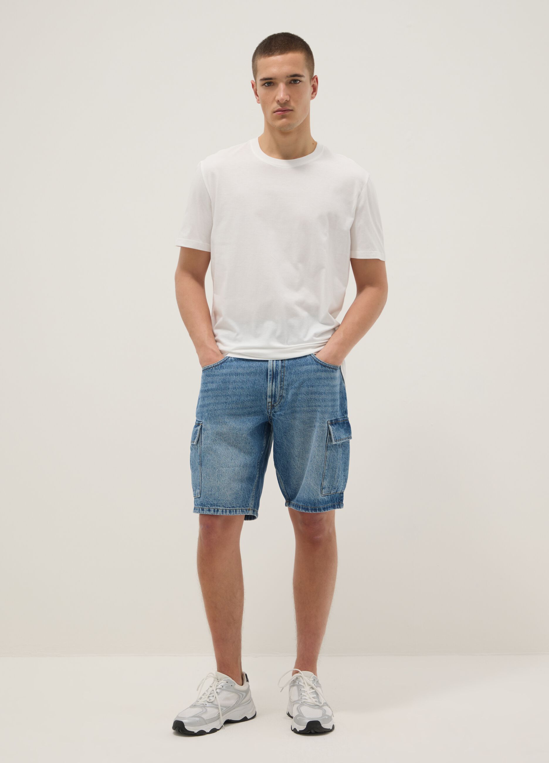 Regular-fit pure cotton blue denim Bermuda shorts