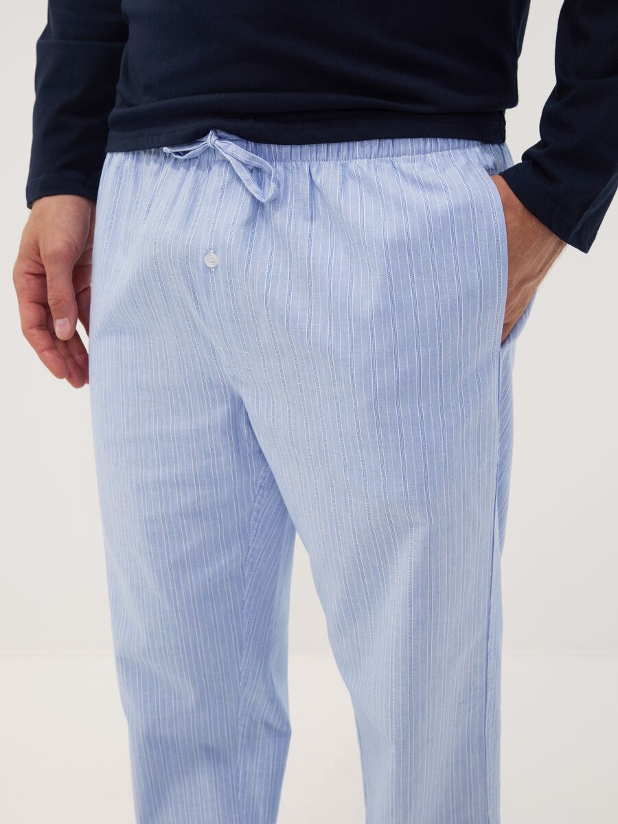 Pantal&oacute;n de pijama azul claro de algod&oacute;n org&aacute;nico puro_2