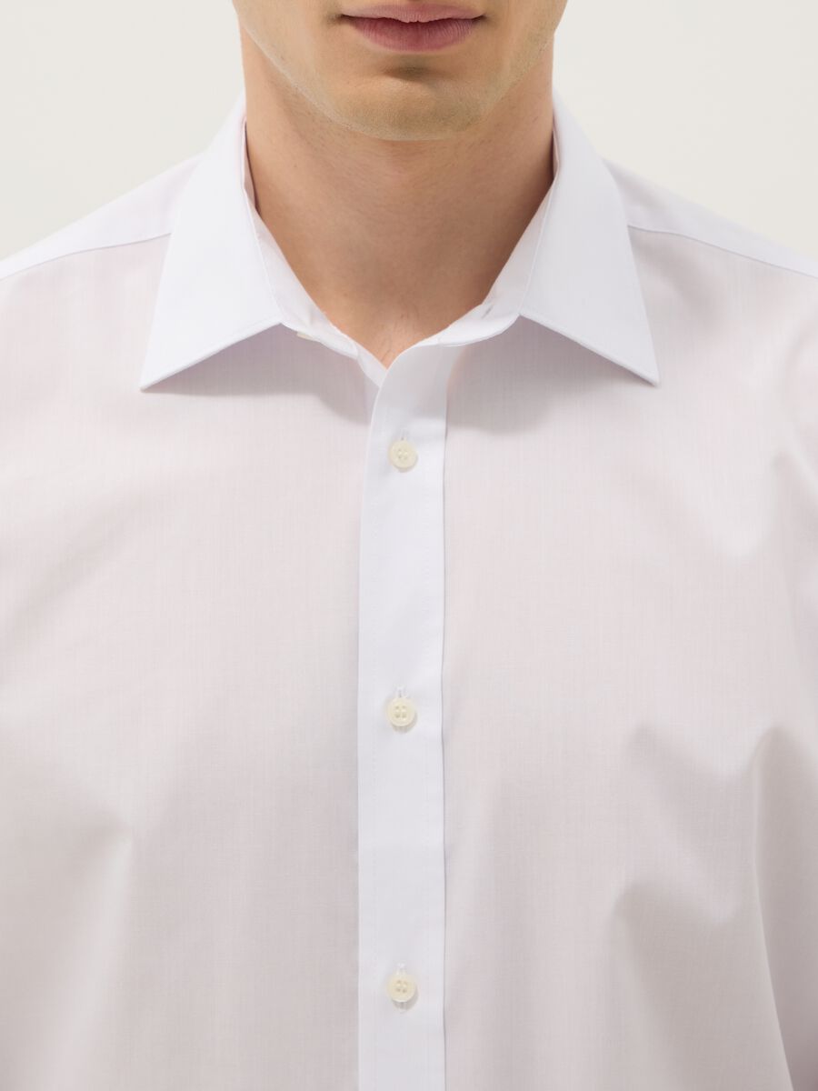 Camisa blanca slim fit de manga larga_1