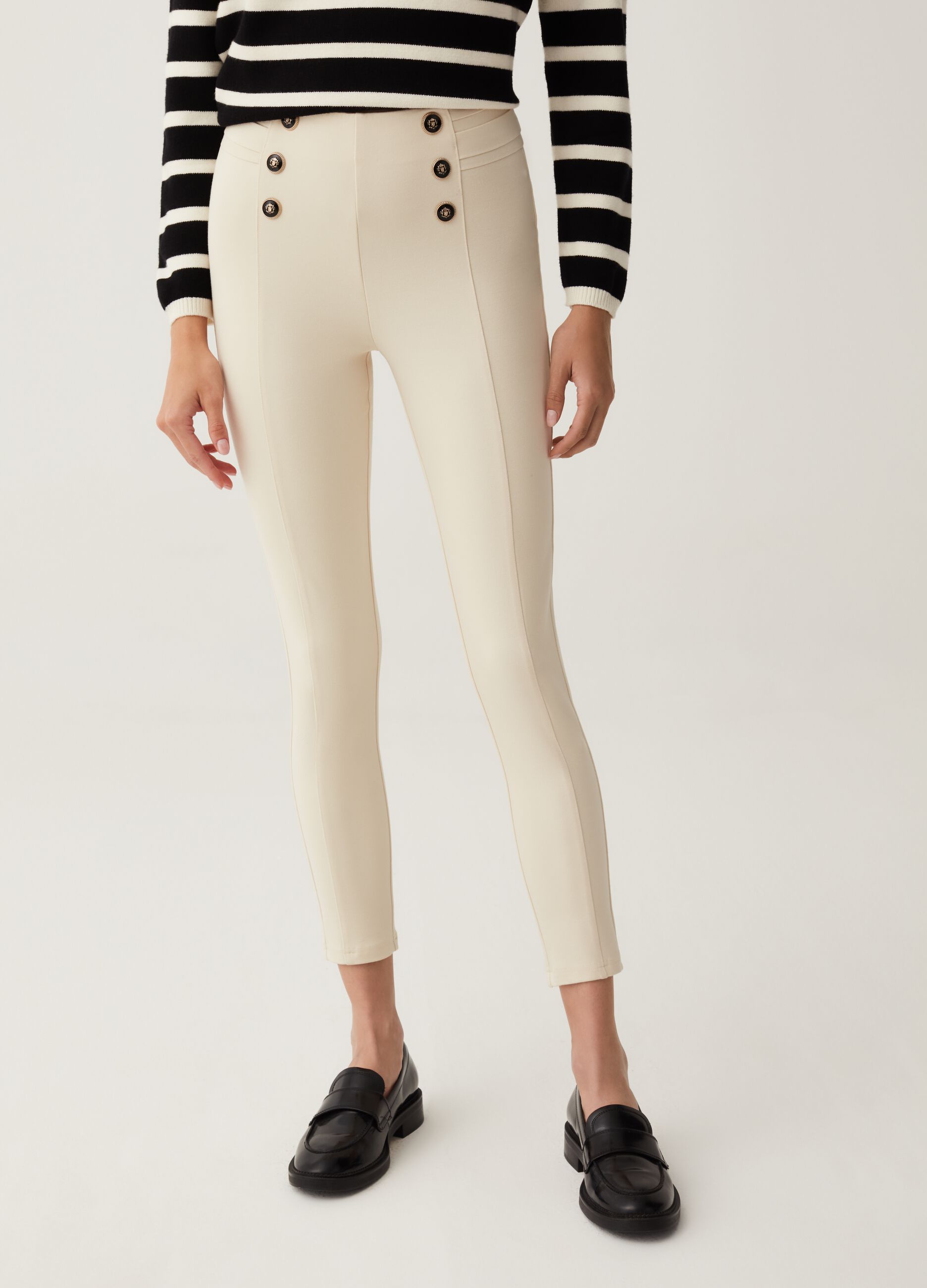 Cropped leggings with buttons_1