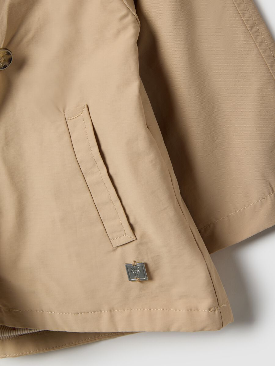 Beige cotton blend regular fit jacket for girls_3