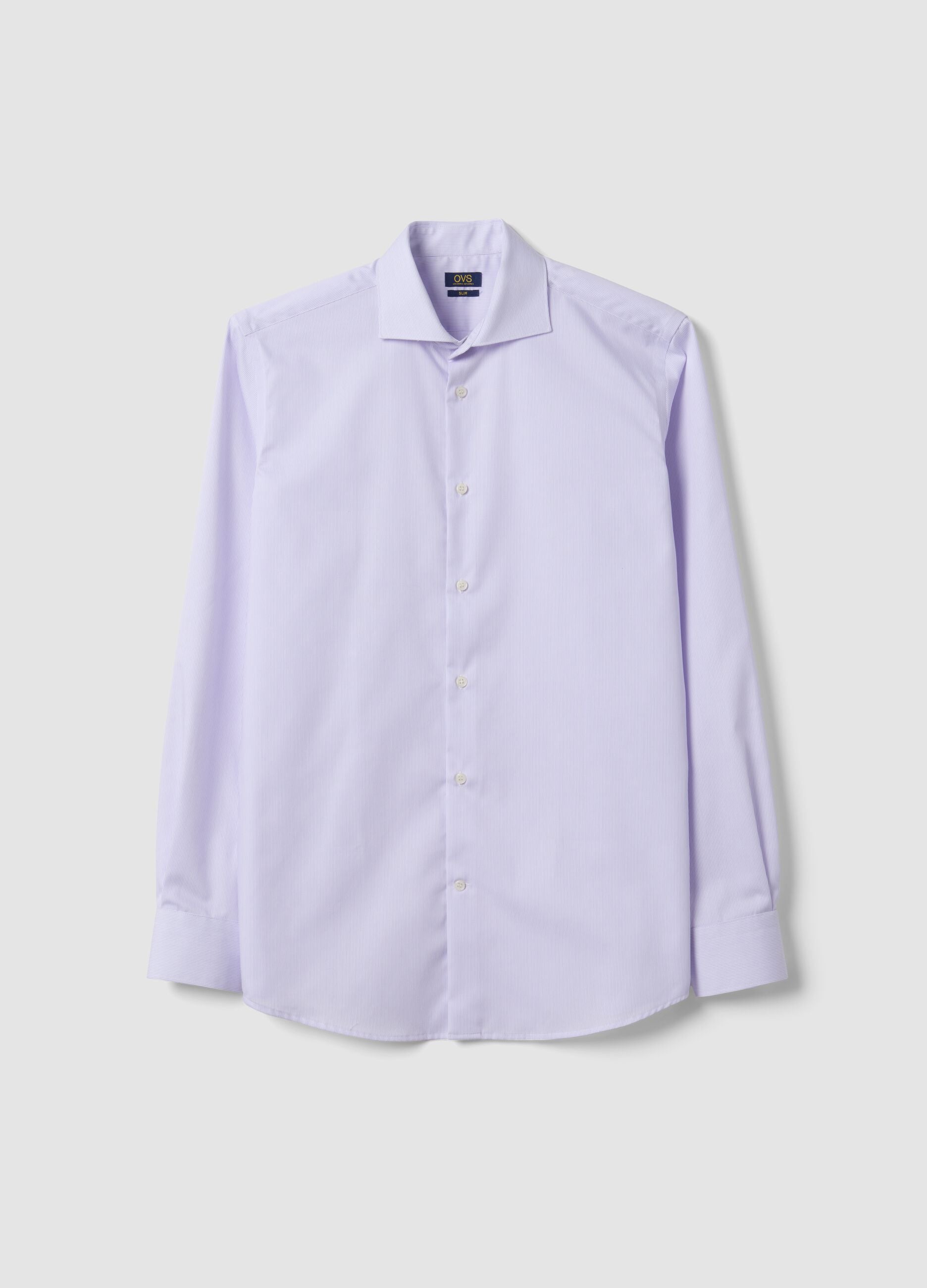 Camisa branca &agrave;s riscas em algod&atilde;o puro com colarinho franc&ecirc;s, corte slim, n&atilde;o precisa de passar a ferro
