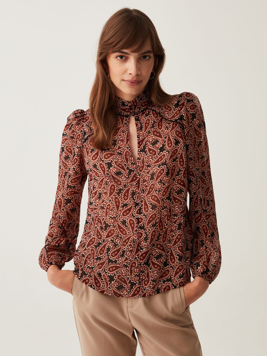 Crêpe blouse with puff sleeves_1