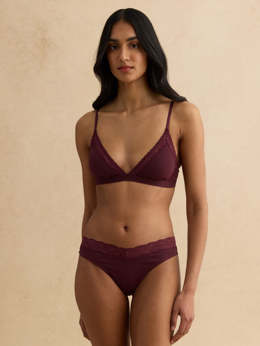 Red Triangle Bra with Lace Details_1