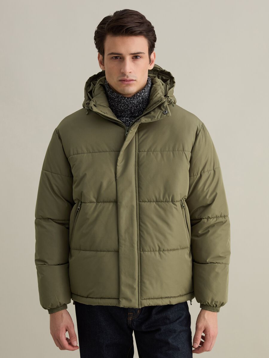 Short quilted down jacket with REPREVE® padding_0