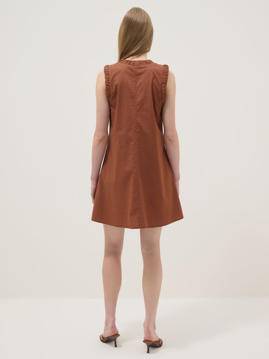 Brown pure cotton regular-fit mini dress with ruched V-neck_2