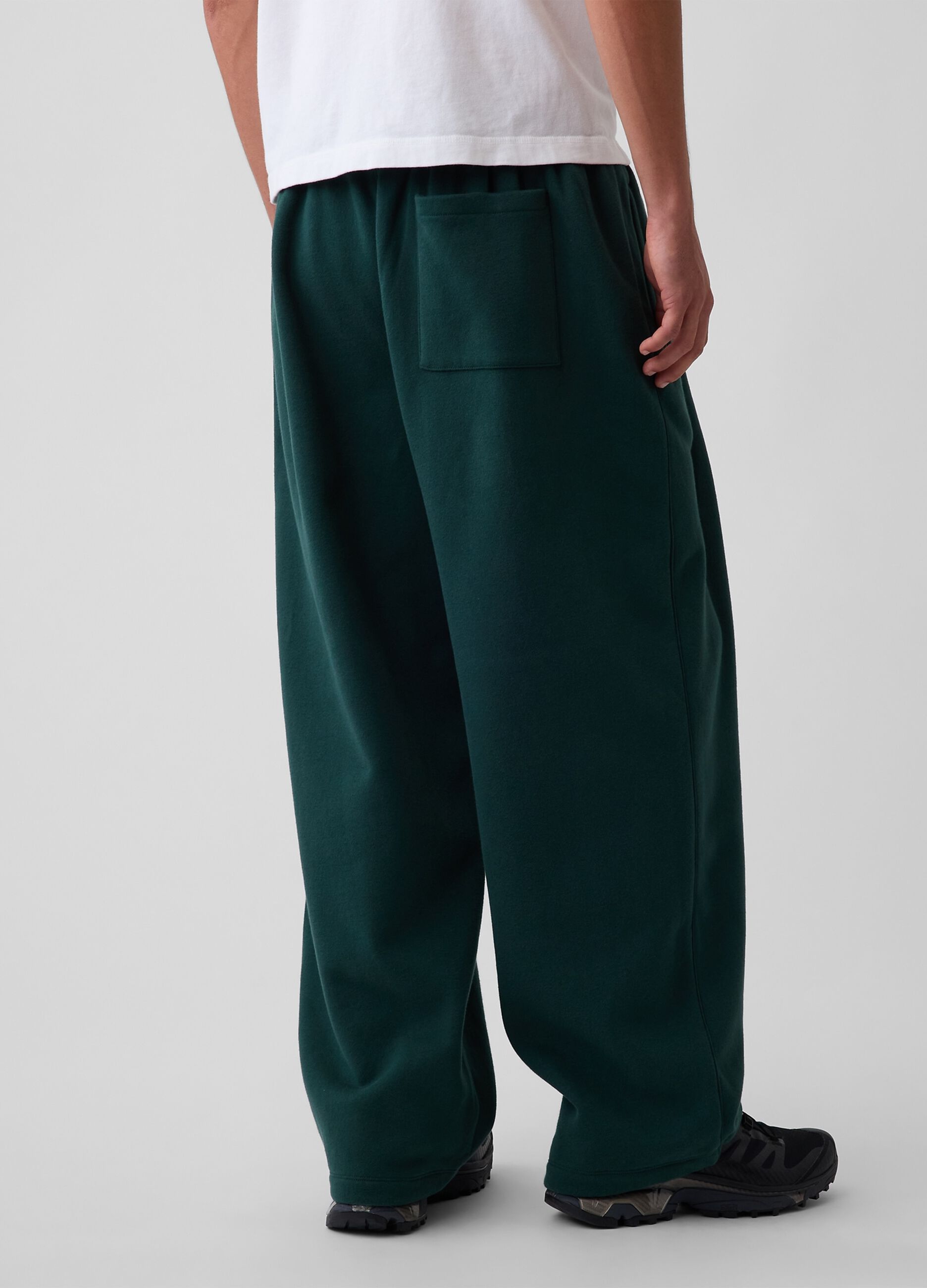 Pantaloni verdi in misto cotone con gamba ampia