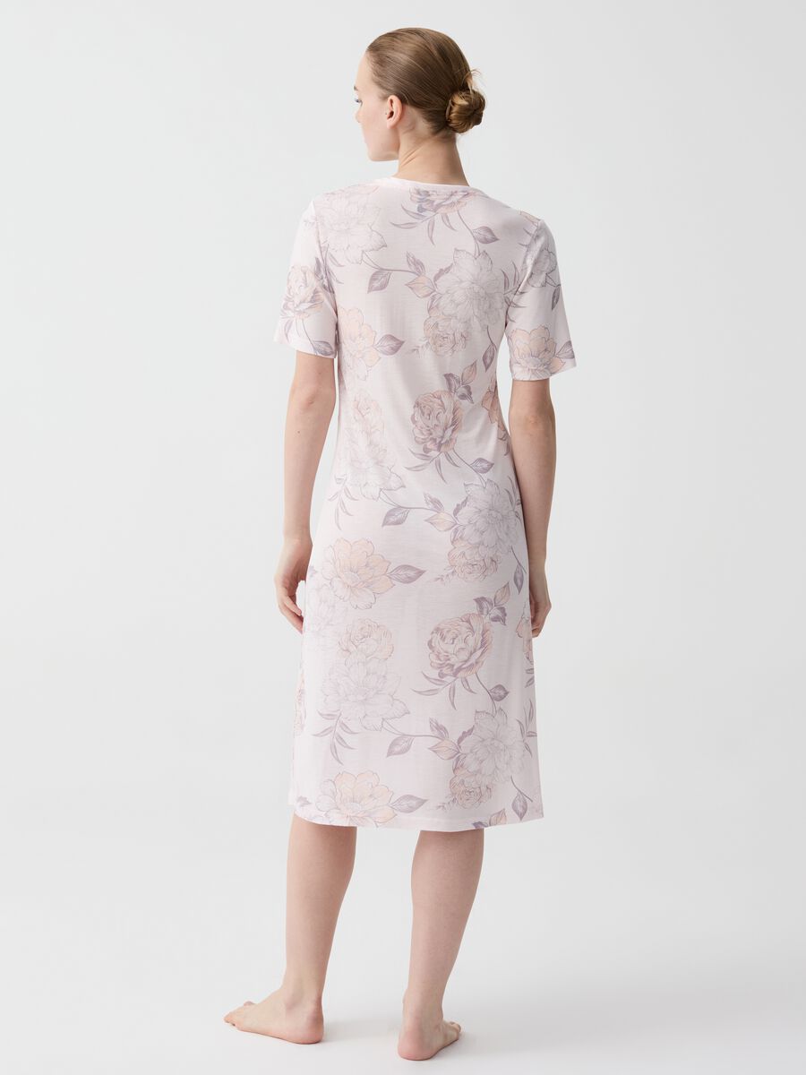 Floral patterned nightdress_2
