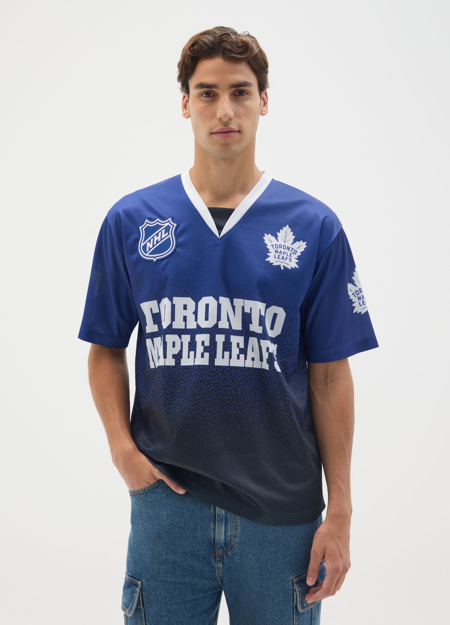 Multicolor T-shirt with graphics