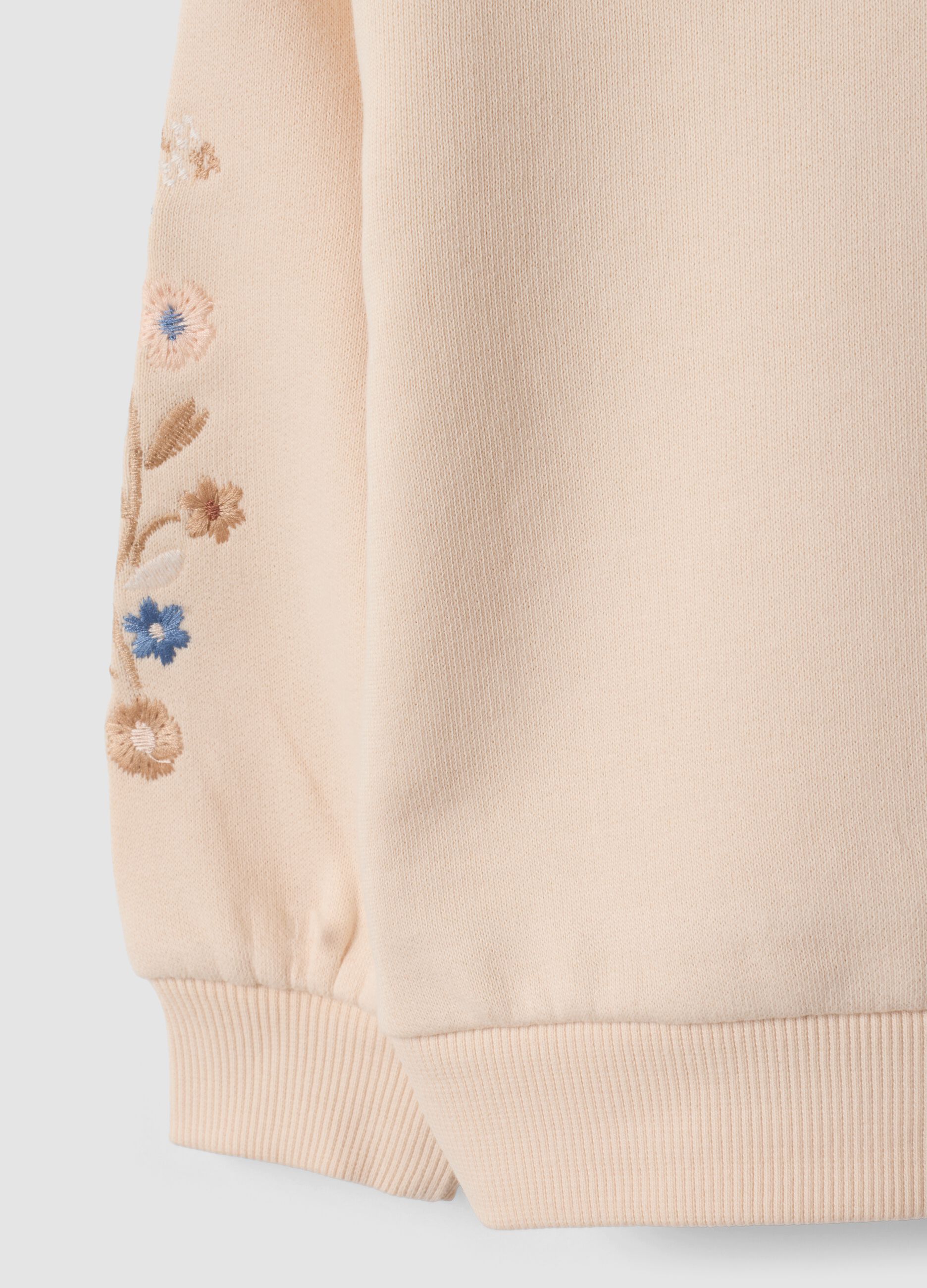 Pink organic cotton sweatshirt with floral embroidery, oversized fit