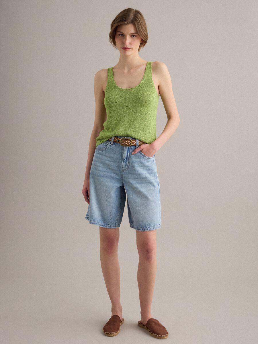 Zeleni top na tanke naramenice od mje&scaron;avine viskoze s glitter efektom, regular kroj_1