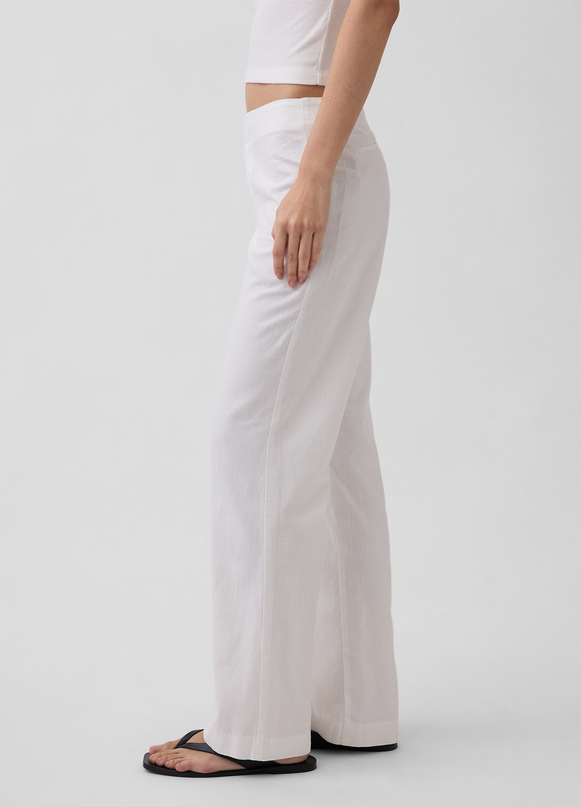 Wide-leg linen-blend trousers
