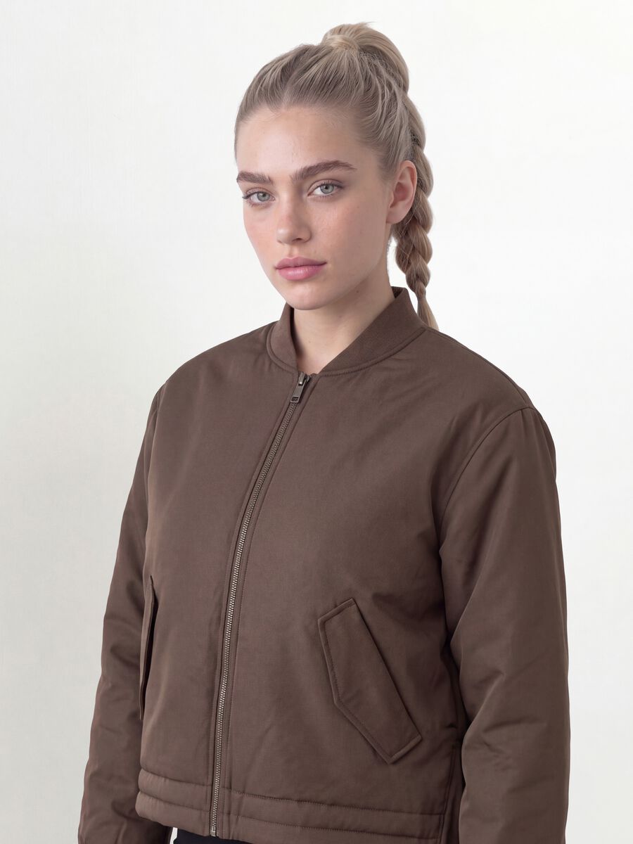 Brown padded regular-fit jacket with zip_2