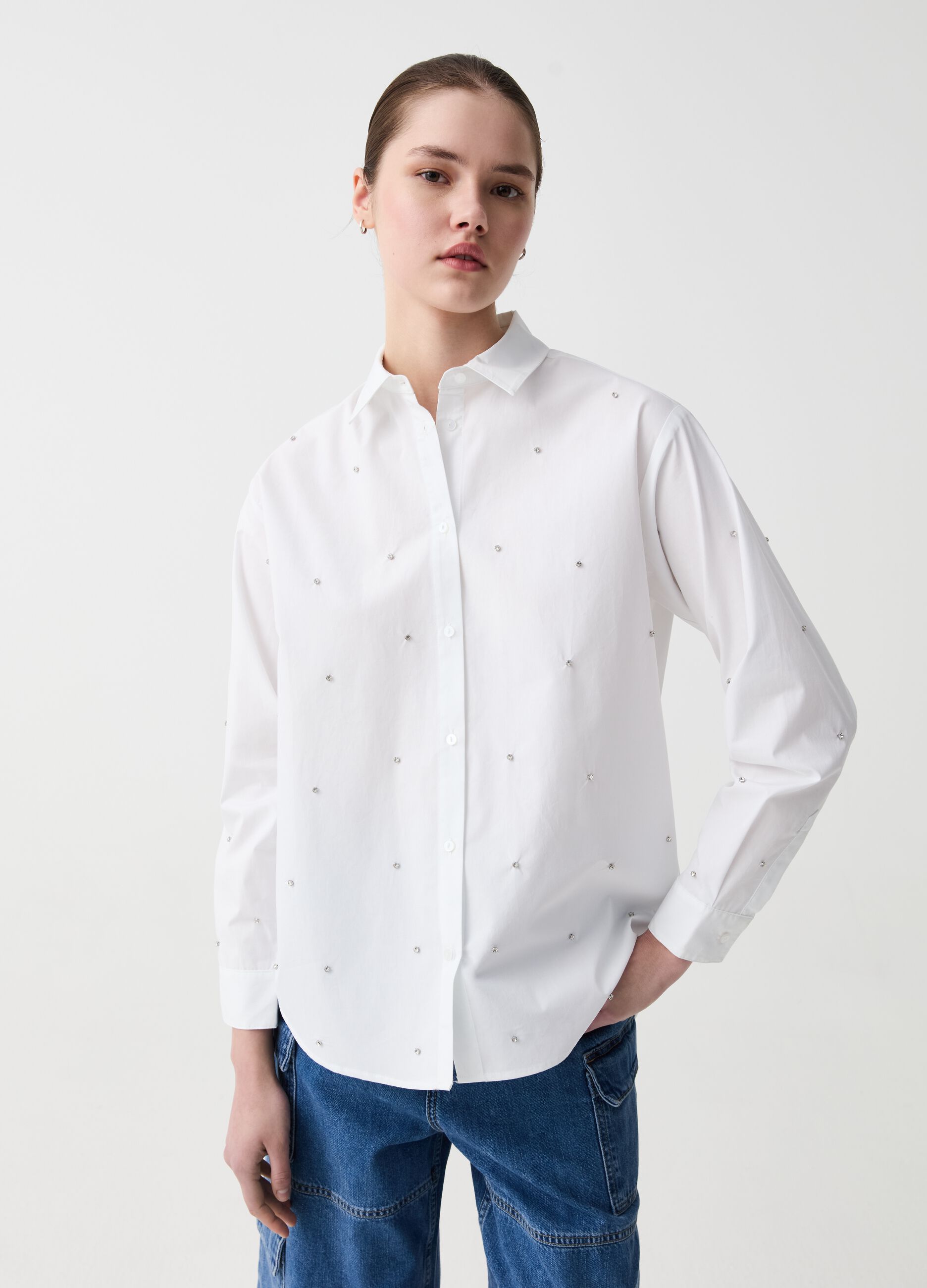 Oversized shirt in cotton with diamantés