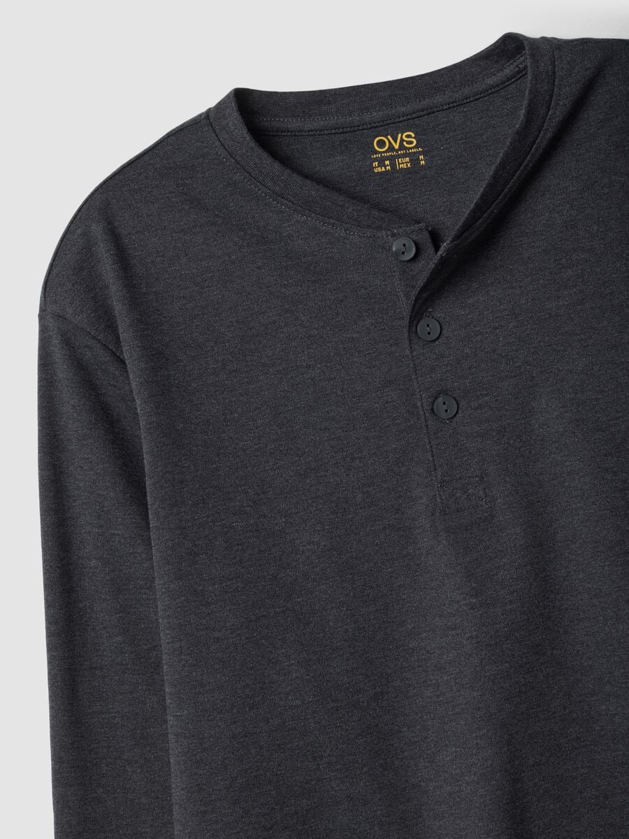 Grey organic cotton pyjamas with Henley neckline_5