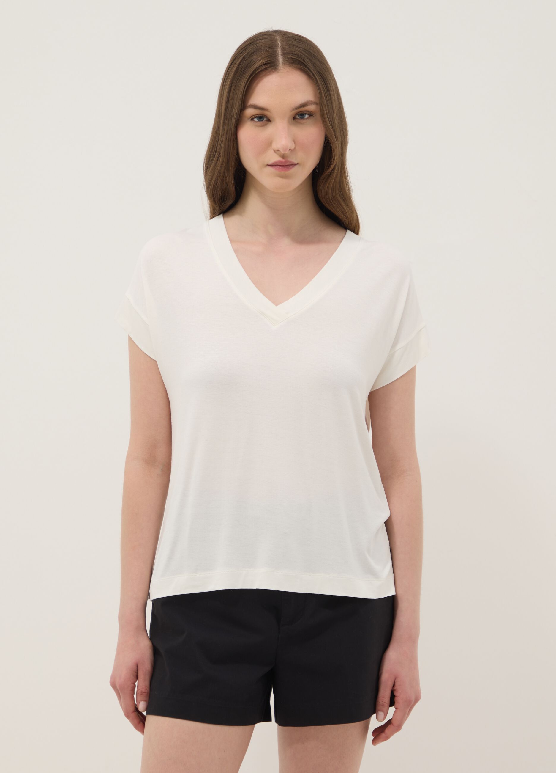 Wei&szlig;es T-Shirt aus elastischer Viskose, Regular Fit