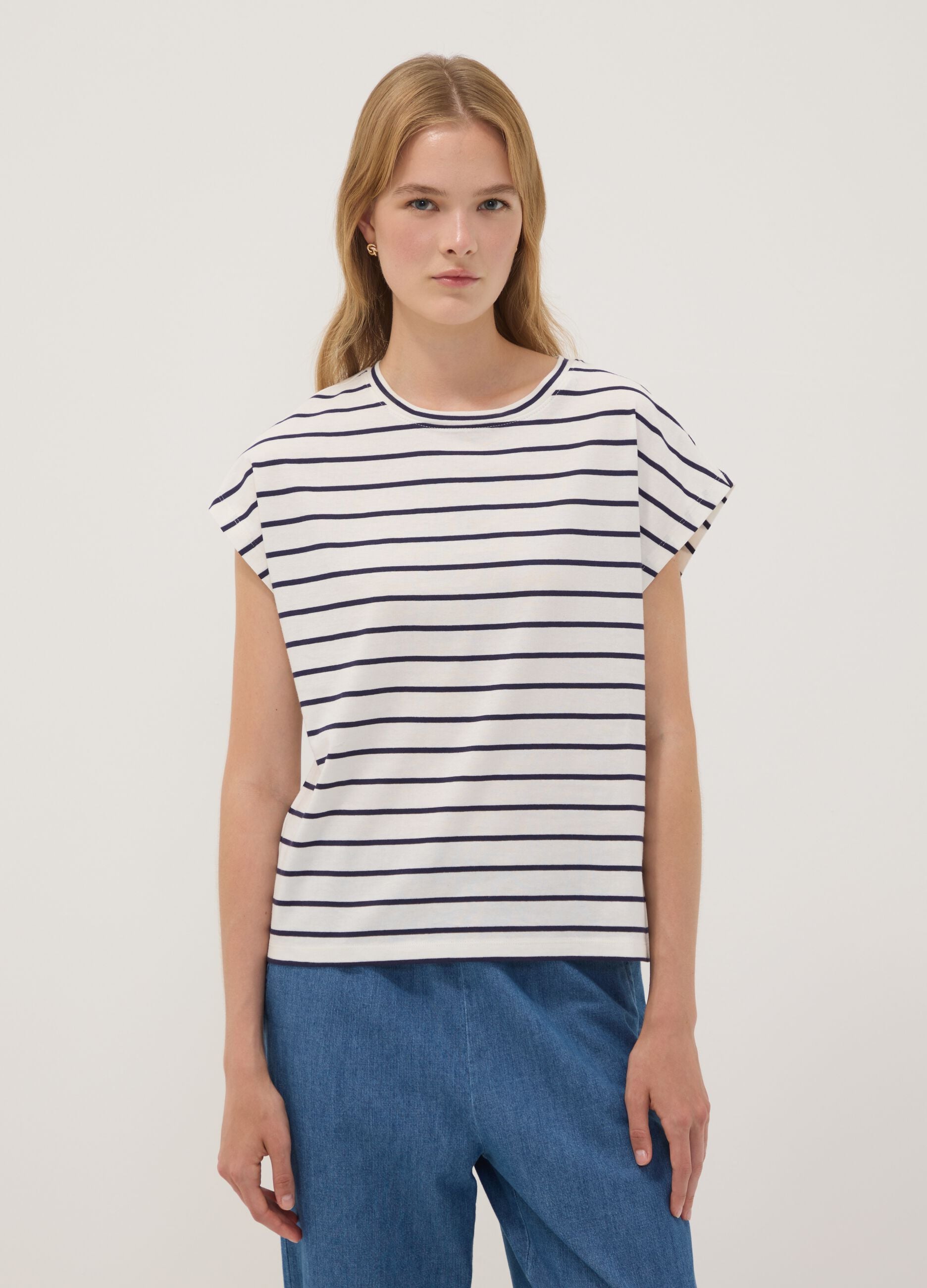 White pure cotton T-shirt with blue stripes, regular fit