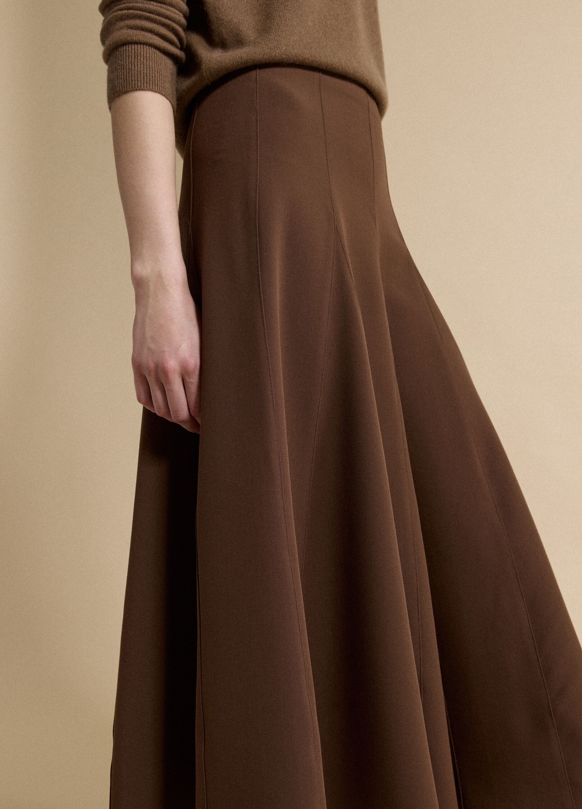 Brown stretch viscose skirt with regular waist