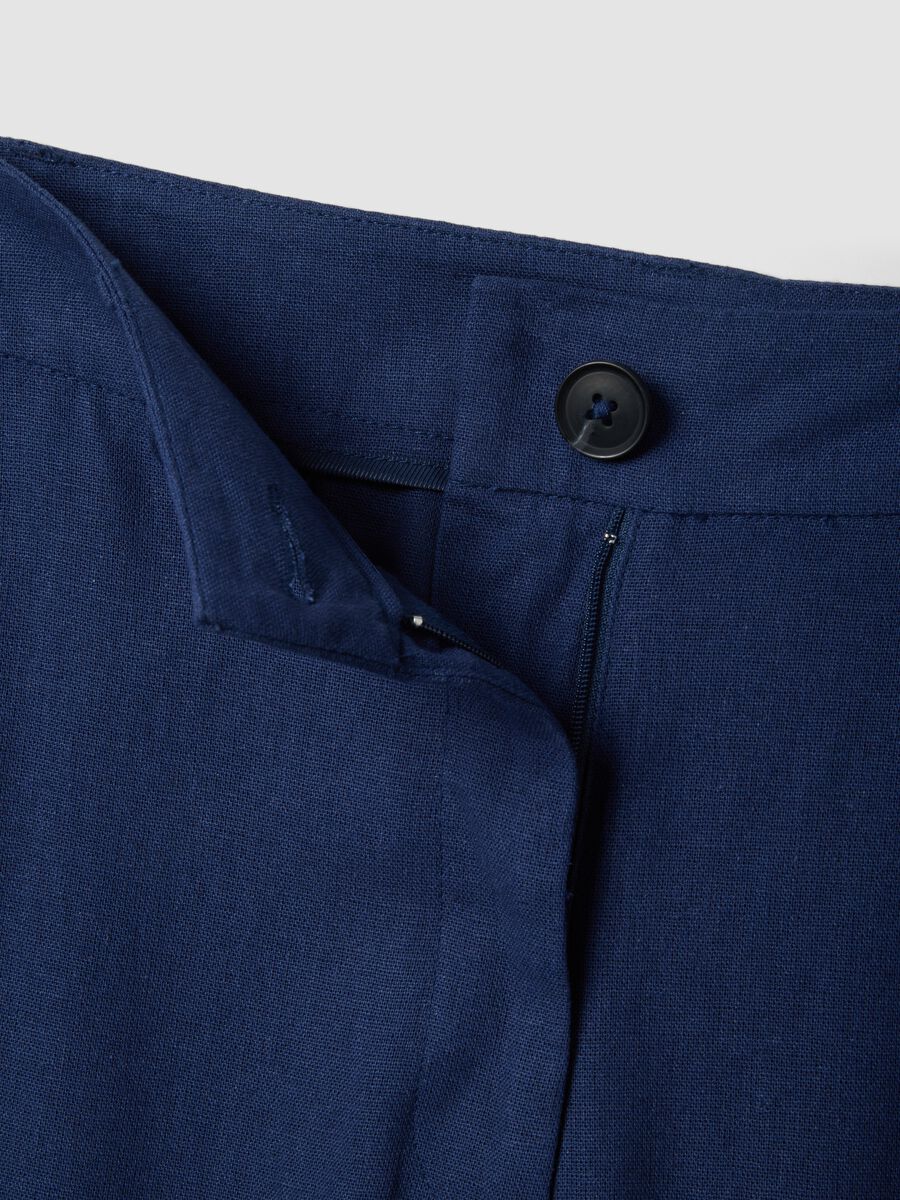 Straight blue regular fit viscose and linen blend chino trousers_5
