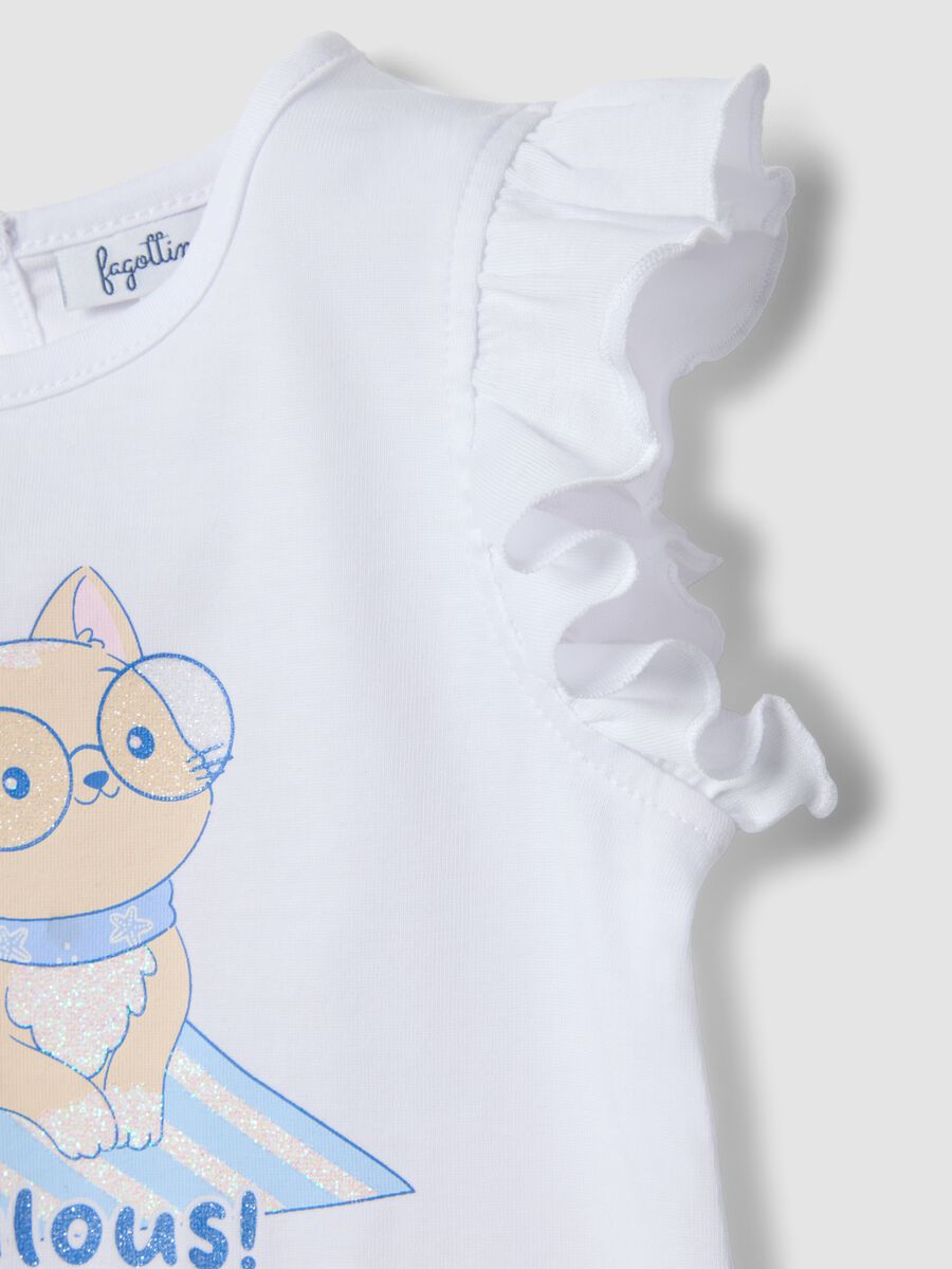 Wei&szlig;es M&auml;dchen-Tanktop aus reiner Bio-Baumwolle mit Print und Volants_2