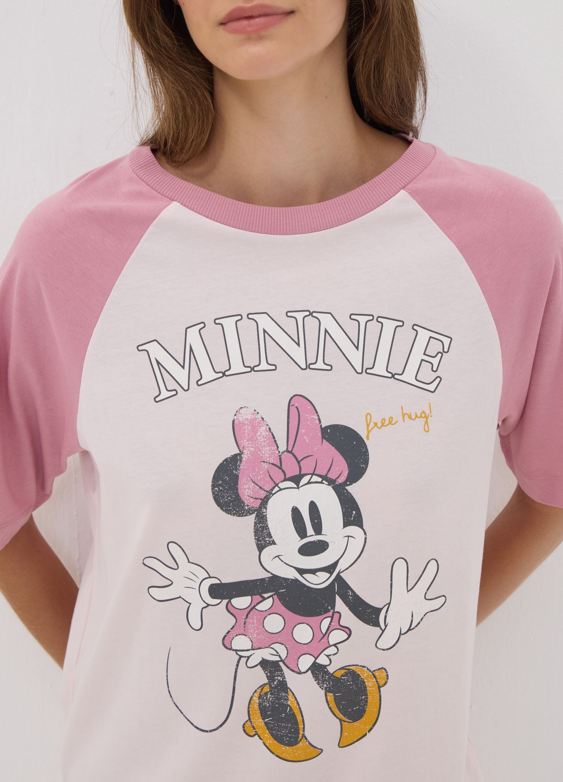 Camis&oacute;n rosa de puro algod&oacute;n org&aacute;nico con estampado de Minnie
